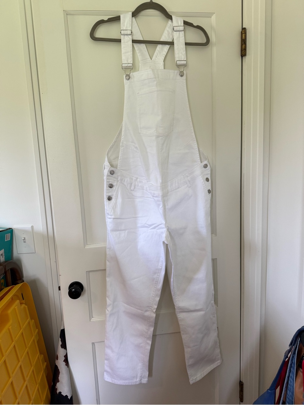 NWOT Gap white, stretchy maternity overalls